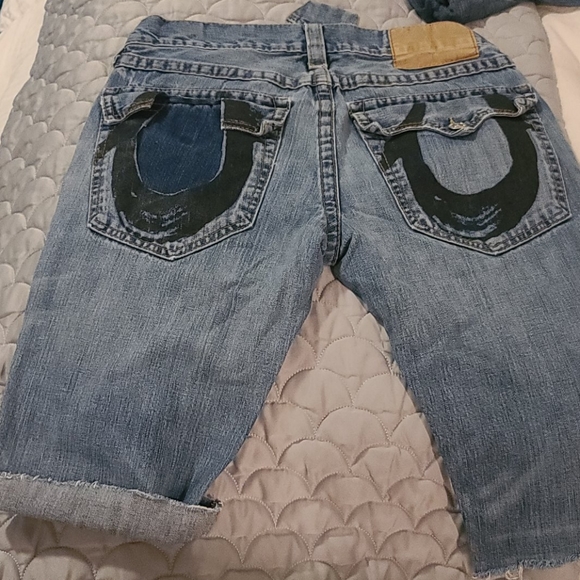 Shorts - Picture 2 of 2